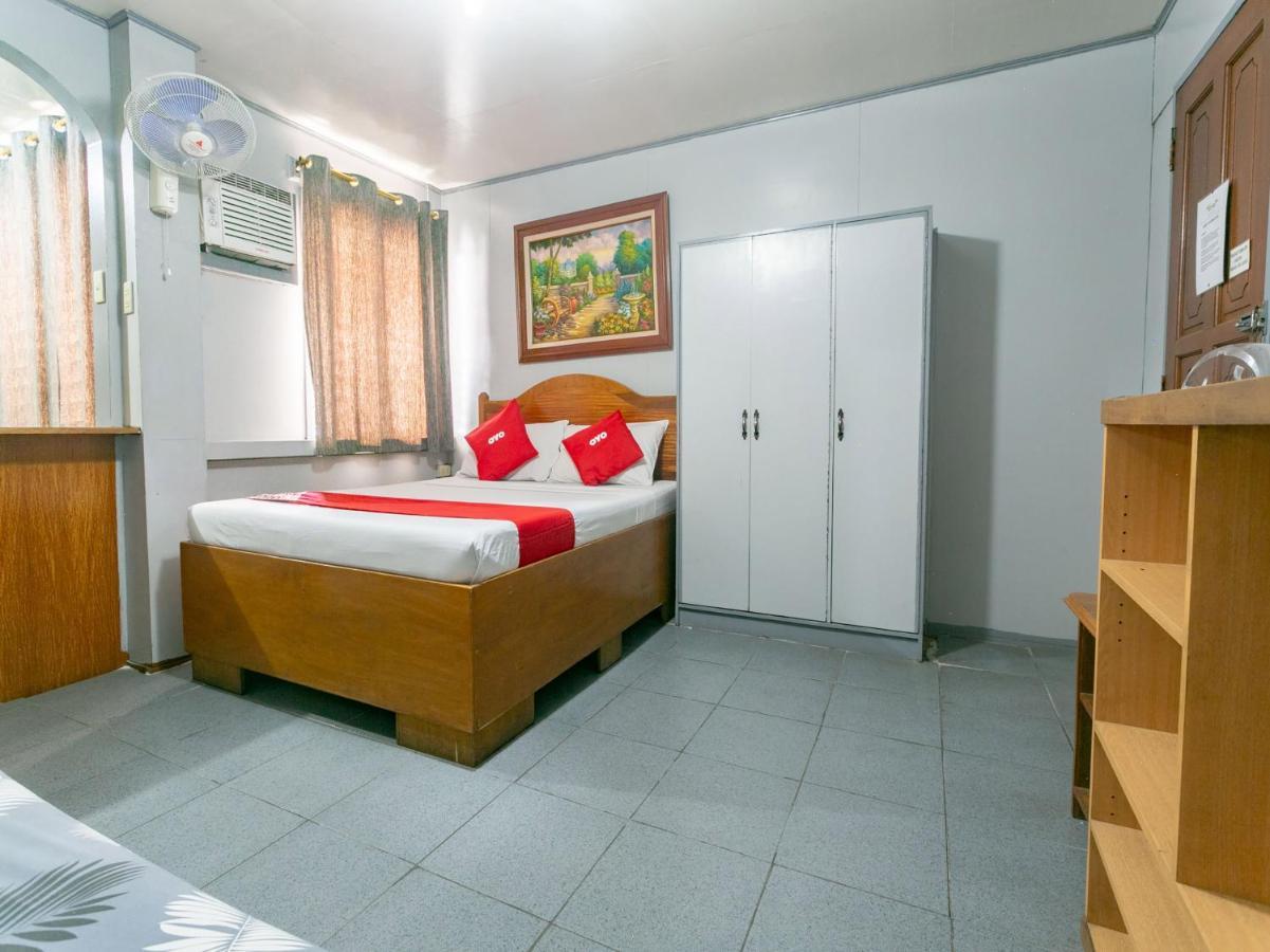 Oyo 722 Slouch Hat Inn Manila Dış mekan fotoğraf