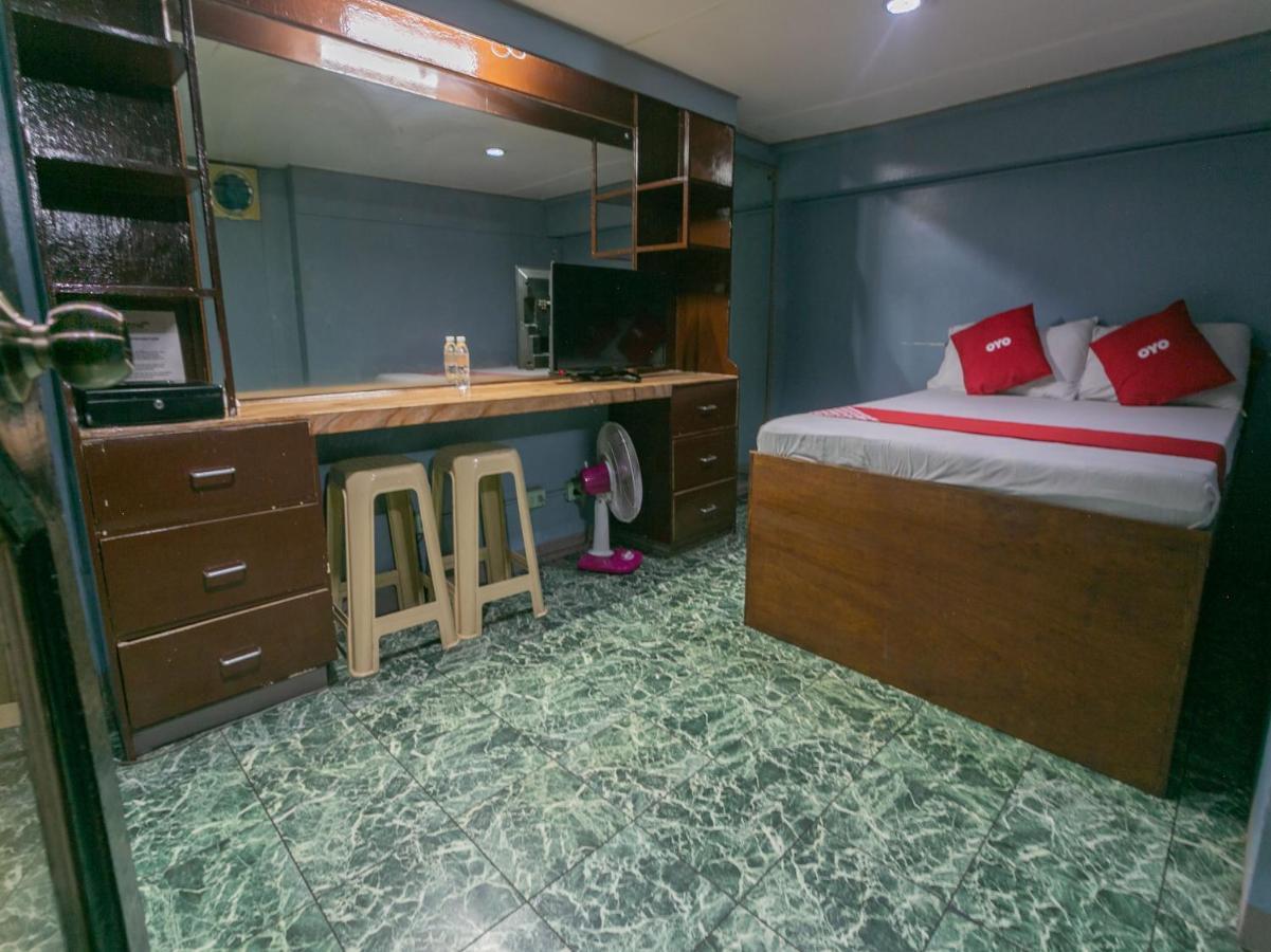 Oyo 722 Slouch Hat Inn Manila Dış mekan fotoğraf