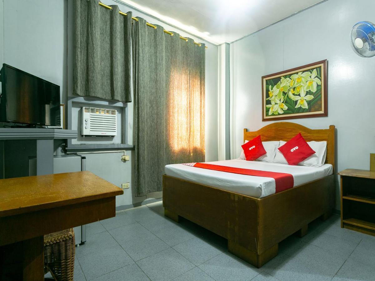 Oyo 722 Slouch Hat Inn Manila Dış mekan fotoğraf