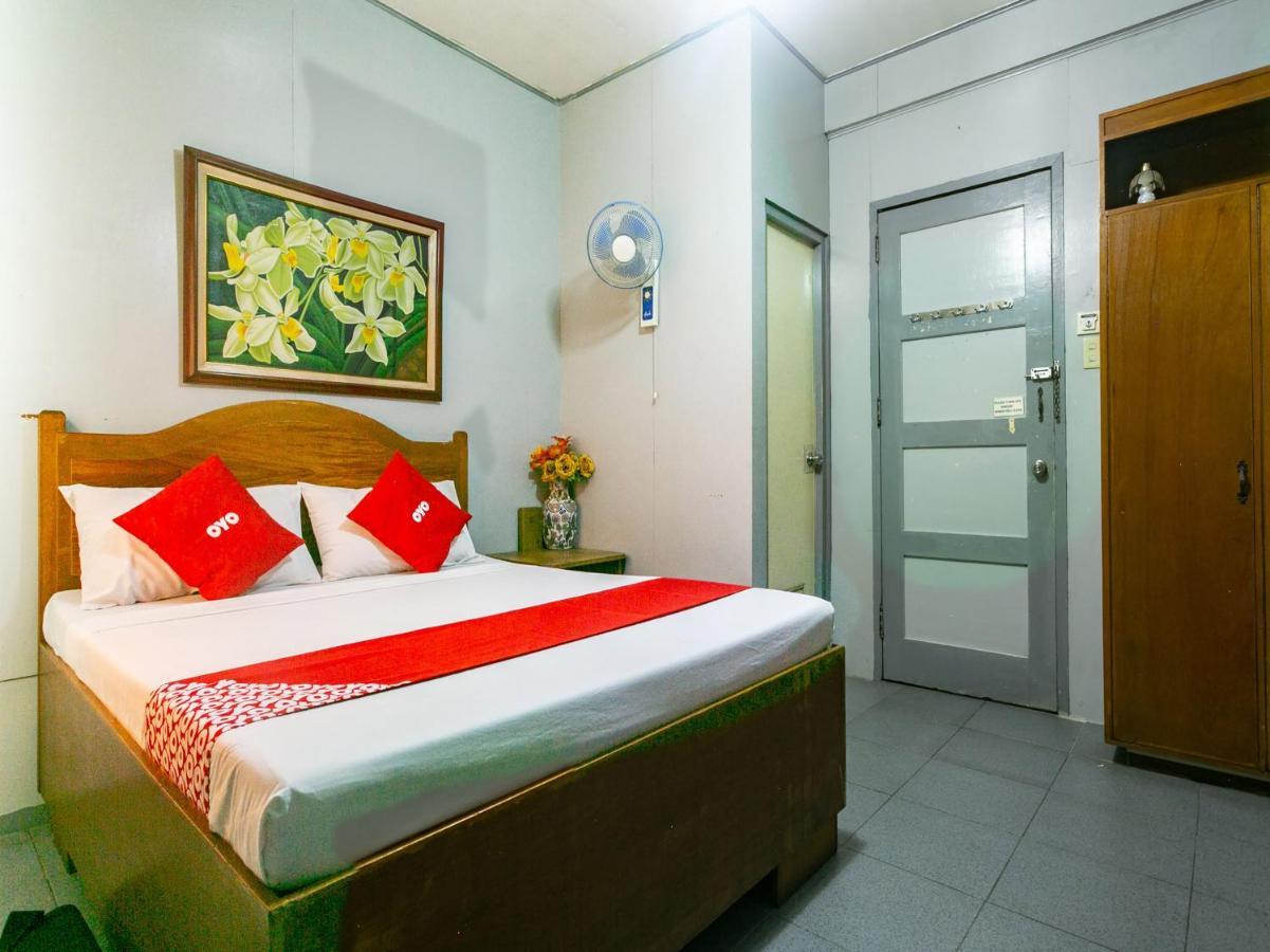 Oyo 722 Slouch Hat Inn Manila Dış mekan fotoğraf