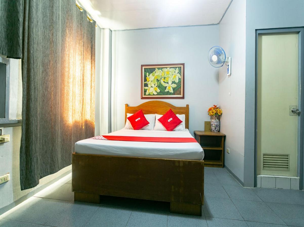 Oyo 722 Slouch Hat Inn Manila Dış mekan fotoğraf
